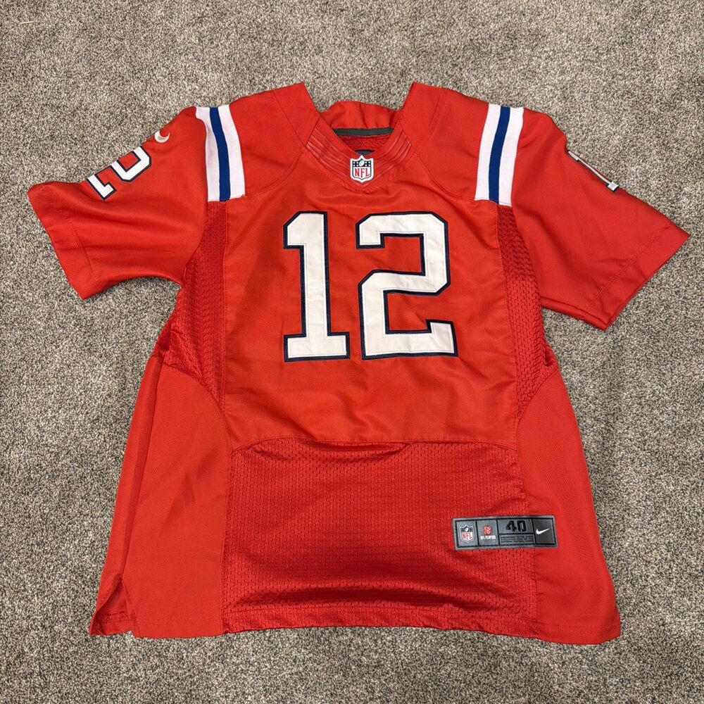 Tom Brady New England Patriots Nike Alternate Game Player Jersey Men's 40 NFL